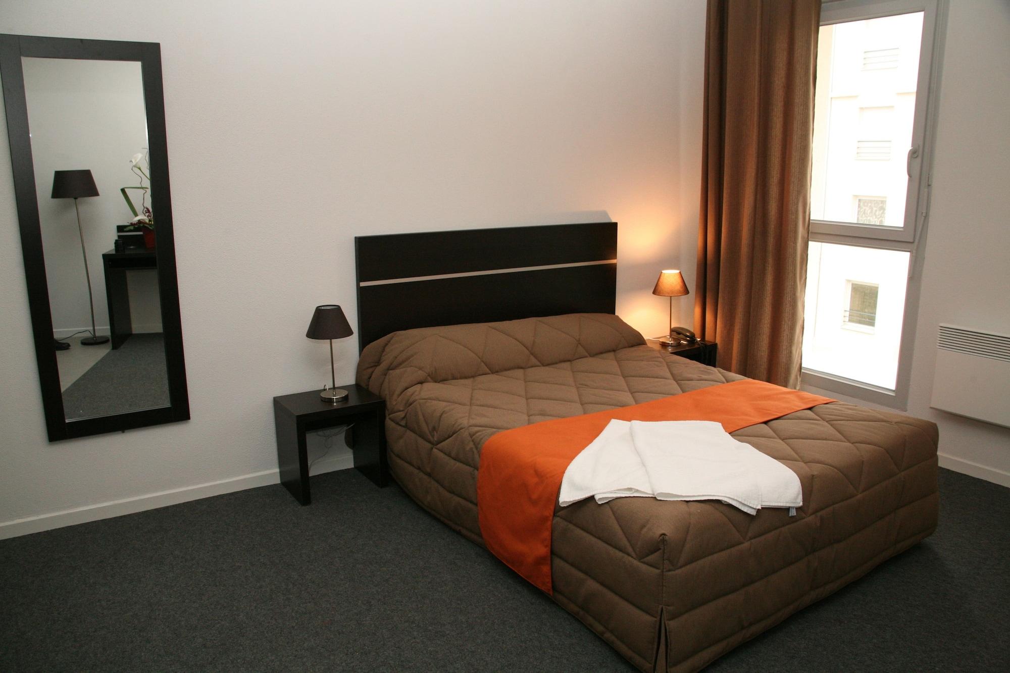 Nemea Appart Hotel Home Suite Nancy Centre Bagian luar foto