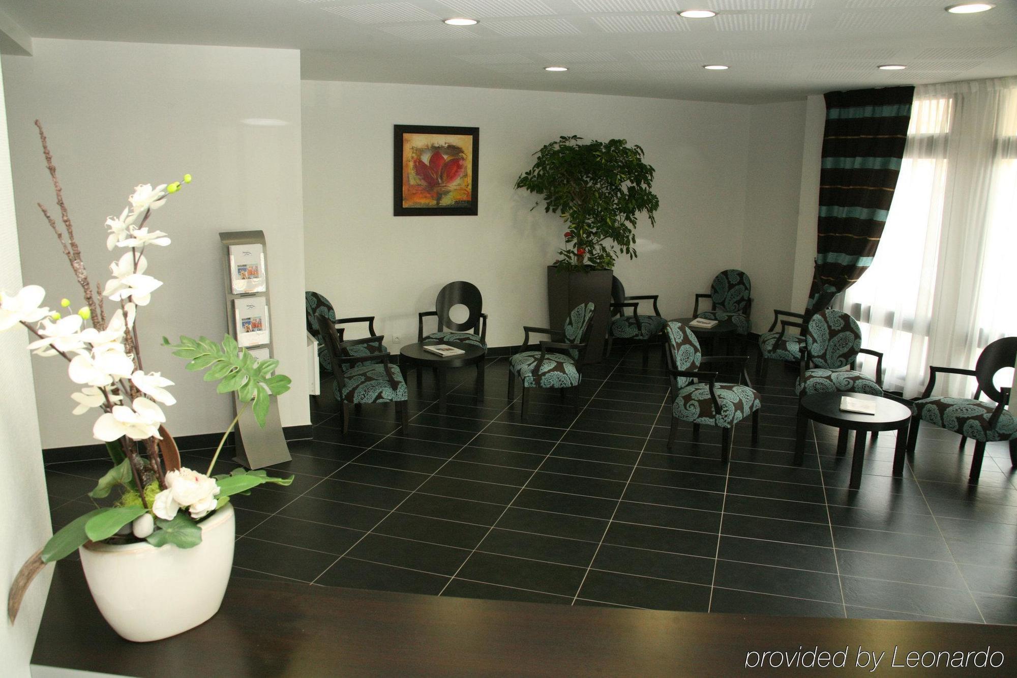 Nemea Appart Hotel Home Suite Nancy Centre Bagian luar foto