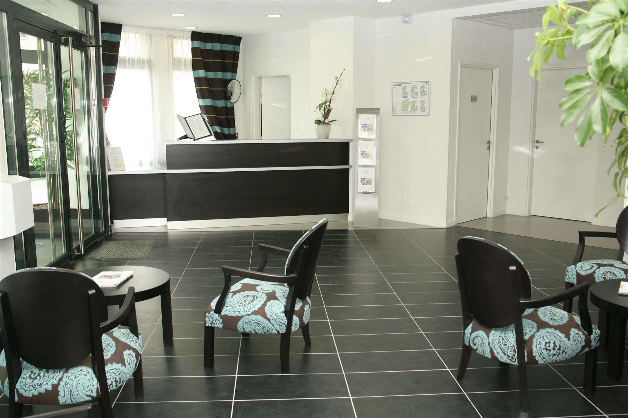 Nemea Appart Hotel Home Suite Nancy Centre Bagian luar foto
