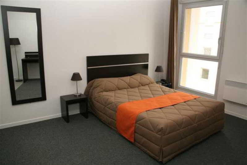 Nemea Appart Hotel Home Suite Nancy Centre Bagian luar foto